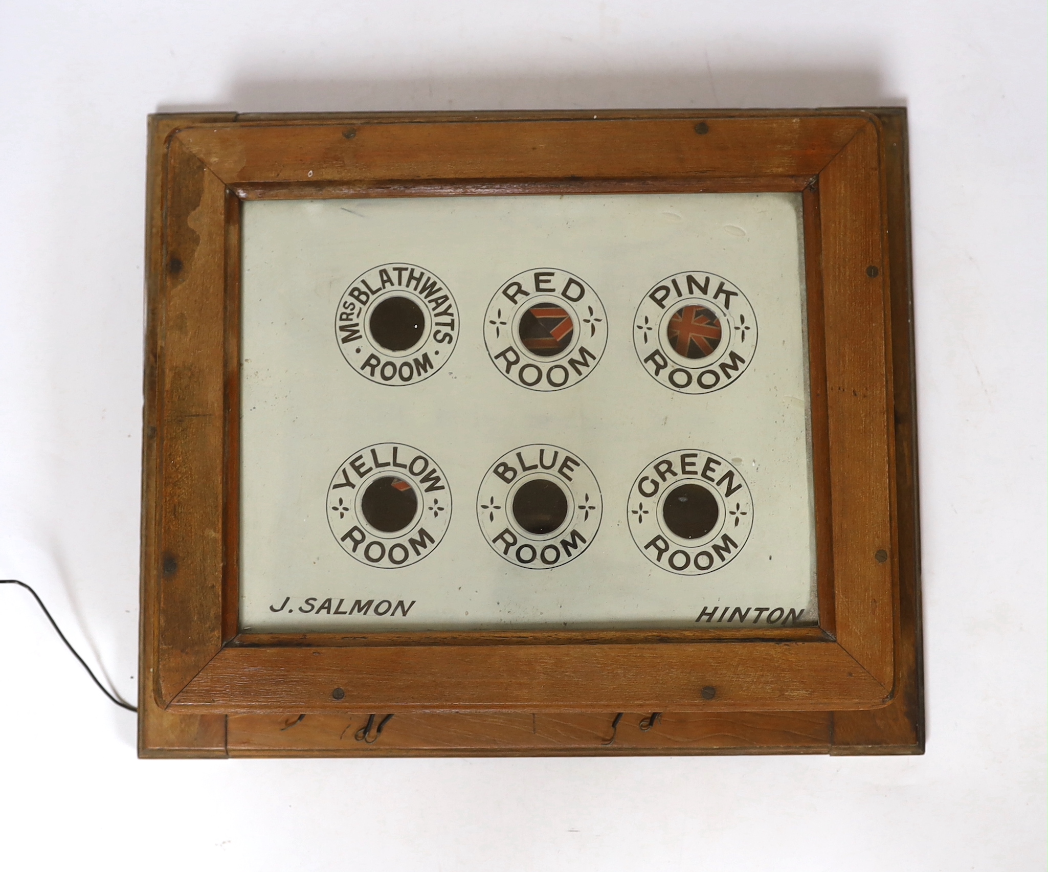 A butler's six room call board